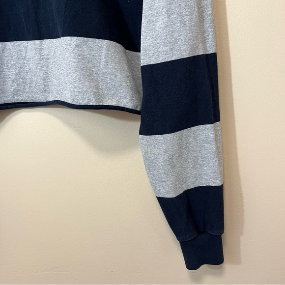 Brandy Melville Cropped Polo Rugby Shirt No Size Stripes Navy Blue Grey - Picture 3 of 8